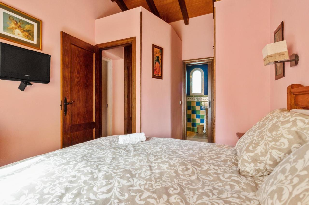 Villa Estilo Mediterranea Con Piscina, Jardin, Bbq Y Jacuzzi - Villa Bel Air Real エステポナ エクステリア 写真