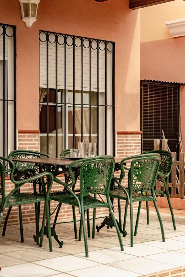 Villa Estilo Mediterranea Con Piscina, Jardin, Bbq Y Jacuzzi - Villa Bel Air Real エステポナ エクステリア 写真
