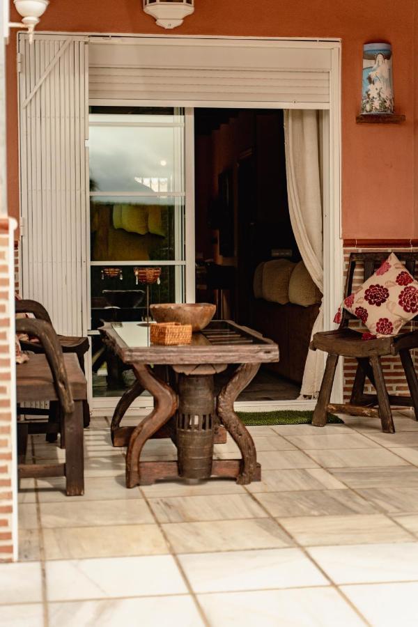 Villa Estilo Mediterranea Con Piscina, Jardin, Bbq Y Jacuzzi - Villa Bel Air Real エステポナ エクステリア 写真