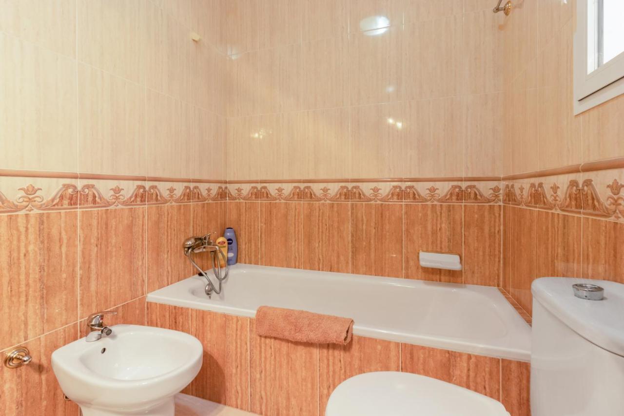 Villa Estilo Mediterranea Con Piscina, Jardin, Bbq Y Jacuzzi - Villa Bel Air Real エステポナ エクステリア 写真